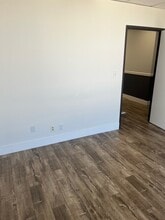 15720 Ventura Blvd, Encino, CA to rent Interior Photo- Image 1 of 3