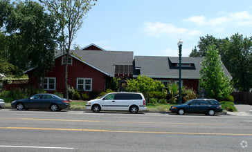 846 Broadway, Sonoma, CA for rent Primary Photo- Image 1 of 3