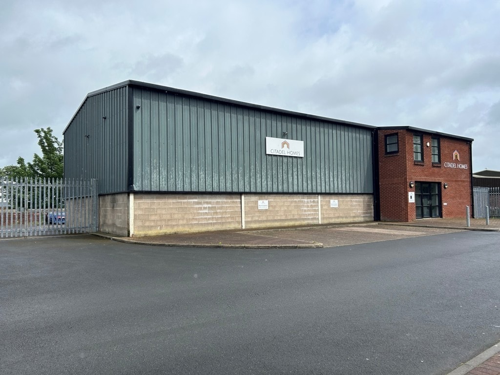 10 Chapel Pl, Carlisle to rent Building Photo- Image 1 of 10