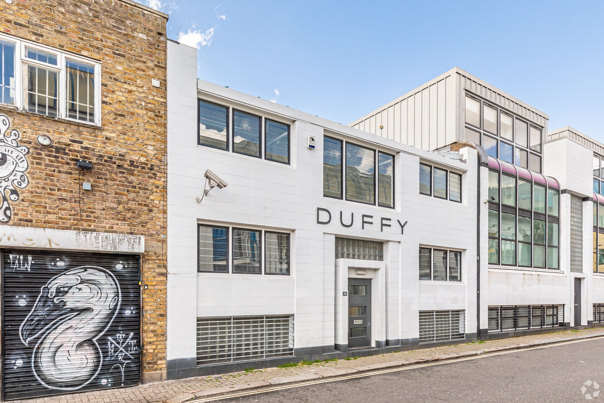 10-11 Stucley Pl, London for sale Primary Photo- Image 1 of 1