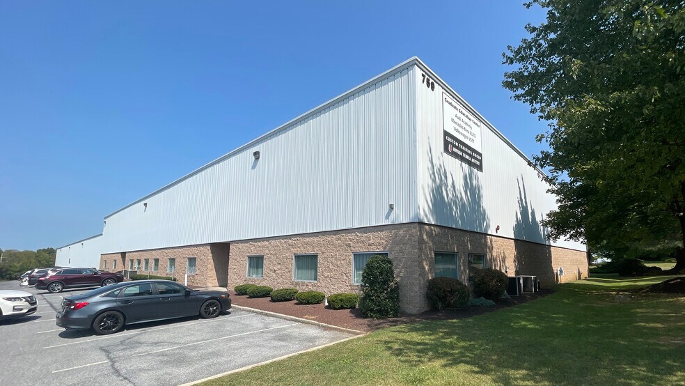 759 Roble Rd, Allentown, PA for sale - Building Photo - Image 1 of 1