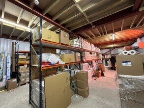 Quimperle Way, Liskeard to rent Interior Photo- Image 2 of 4