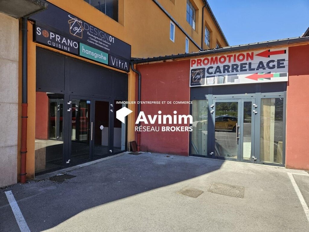Location Commerce 200 m² - Photo 1