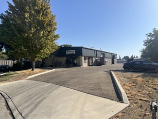 More details for 916 N Century St, Visalia, CA - Light Industrial for Rent