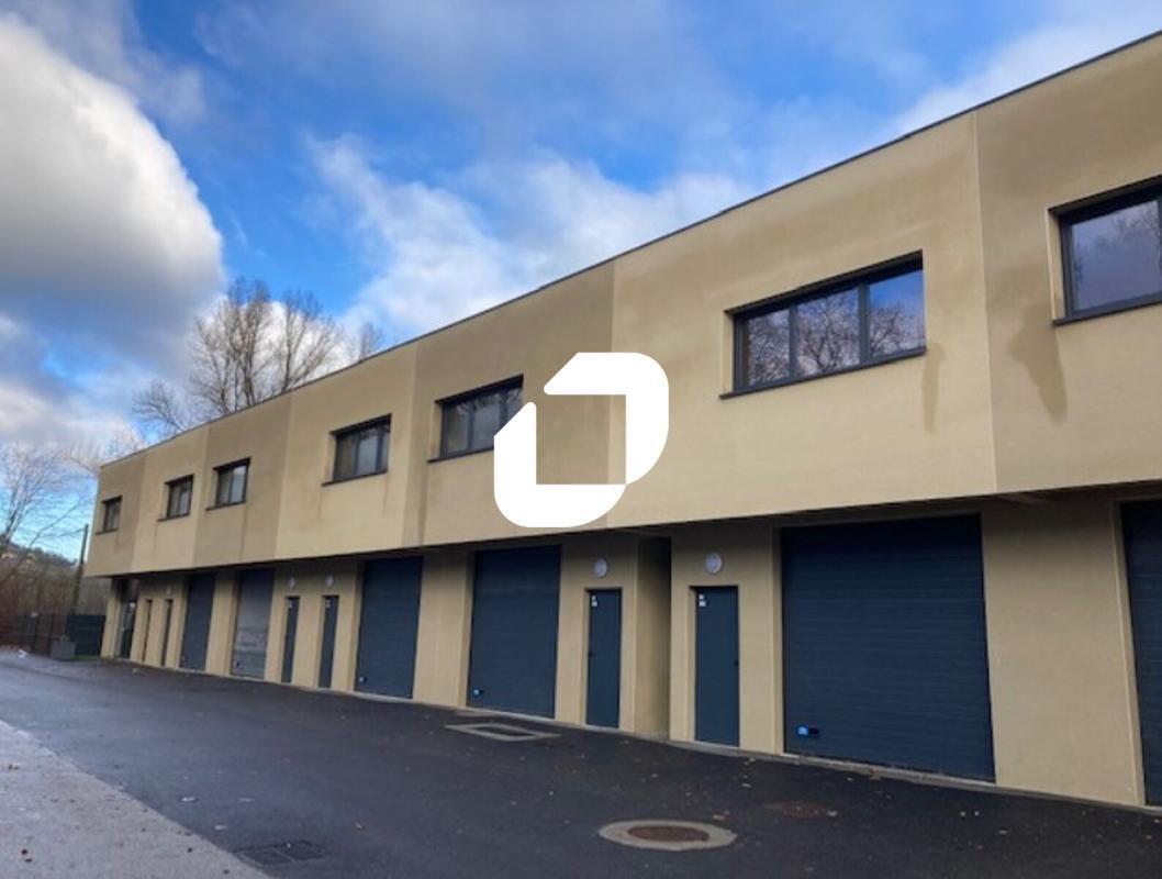 Light Industrial in Neuville-sur-Saône to rent Building Photo- Image 1 of 13