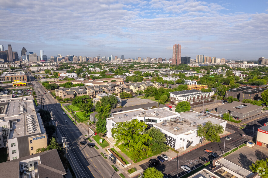 4621 Ross Ave, Dallas, TX for rent - Aerial - Image 3 of 7