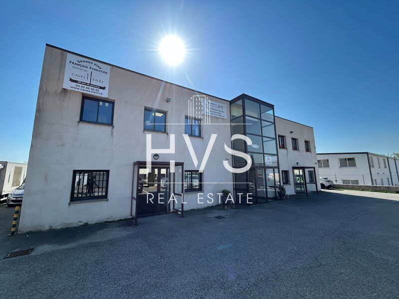 85 Rue Topaze, Éguilles for sale Building Photo- Image 1 of 9