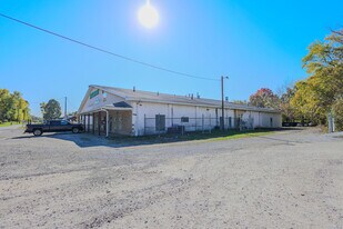 4043 Beck Ave, Louisville OH - Commercial Property