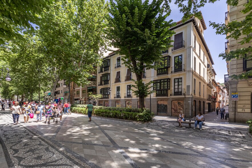 Calle Mirasol, 18, Granada, Granada for sale - Building Photo - Image 2 of 37