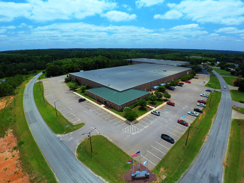 35 Weathers St, Youngsville, NC for sale - Aerial - Image 1 of 1