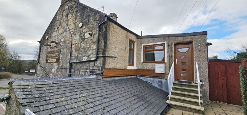 27 Glasgow Rd, Dennyloanhead for sale - Building Photo - Image 3 of 16