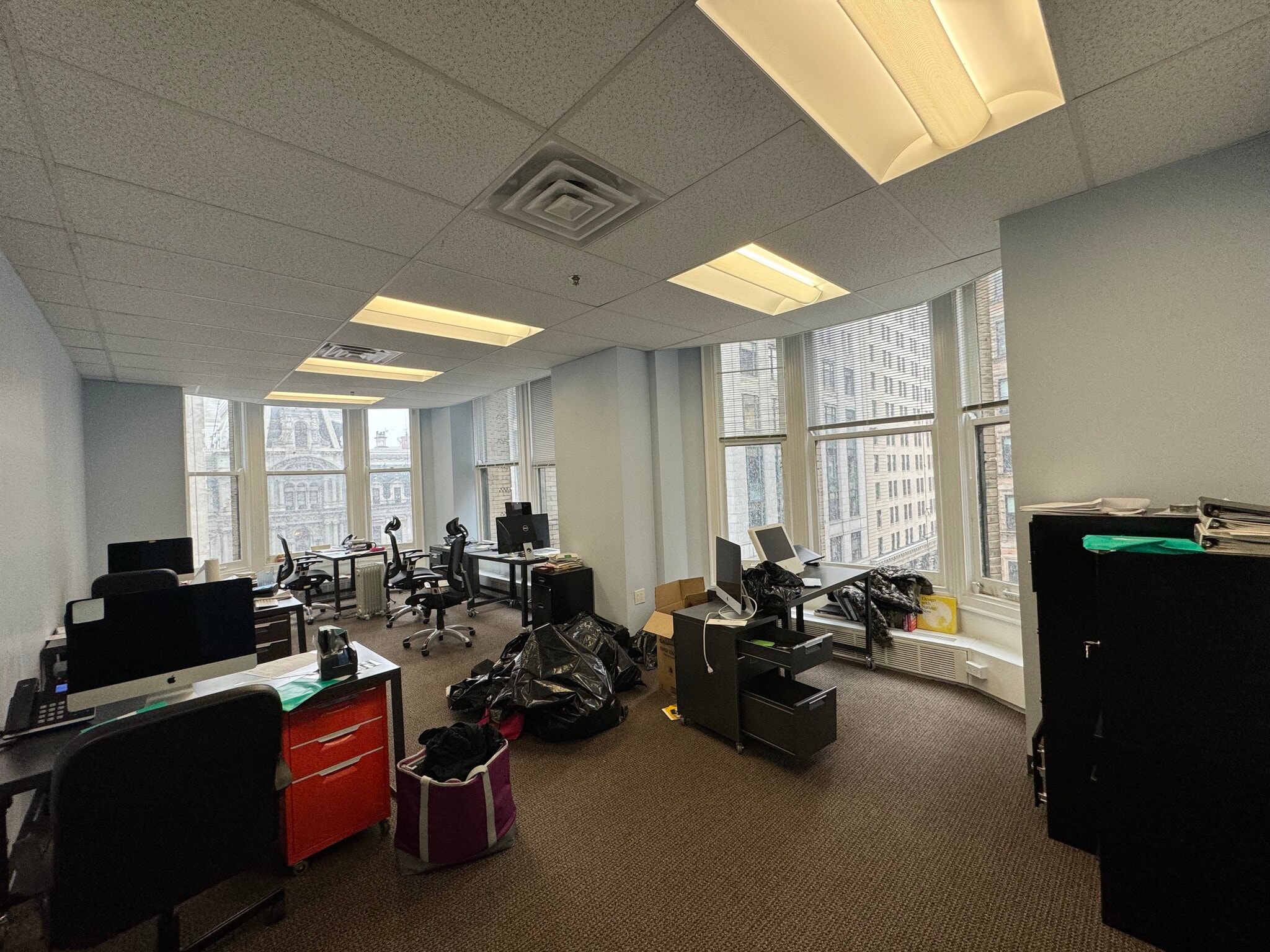 100 S Broad St, Philadelphia, PA to rent Interior Photo- Image 1 of 1
