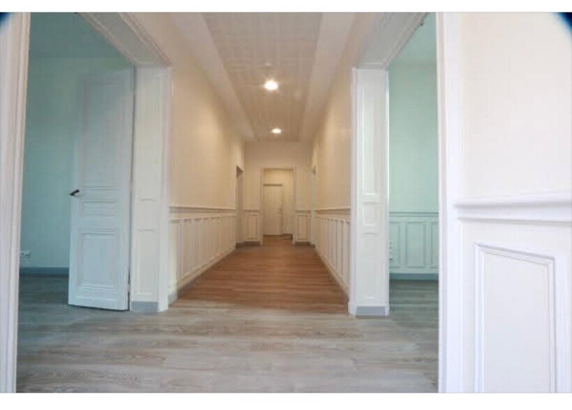 Office in Aubervilliers to rent - Interior Photo - Image 2 of 13
