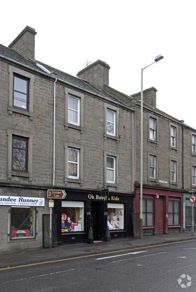 120 Logie St, Dundee to rent - Primary Photo - Image 1 of 1