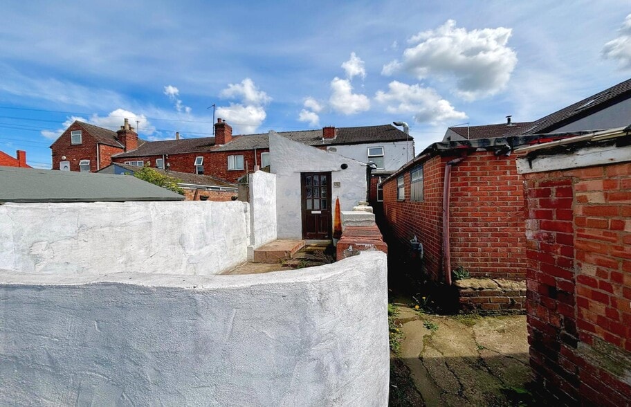 69 Newark Rd, Lincoln for sale - Building Photo - Image 3 of 4