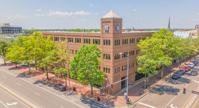 500 Crawford St, Portsmouth, VA for rent Building Photo- Image 1 of 4