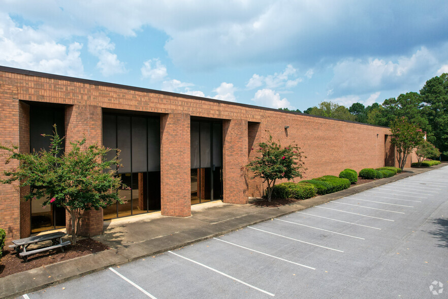 5305 Fulton Industrial Blvd SW, Atlanta, GA for rent - Primary Photo - Image 1 of 6