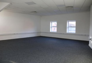 4-6 Peddlars Walk, Ringwood to rent Interior Photo- Image 1 of 4