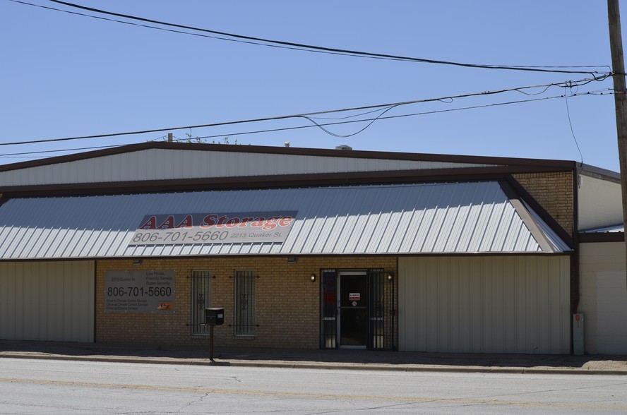 2213 N Quaker Ave, Lubbock, TX for sale - Primary Photo - Image 1 of 49