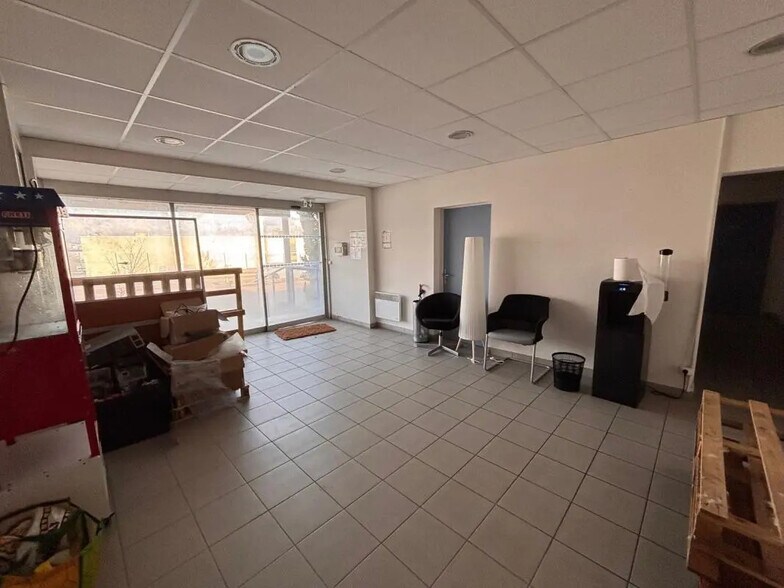 Office in Saint-Apollinaire for sale - Building Photo - Image 3 of 8