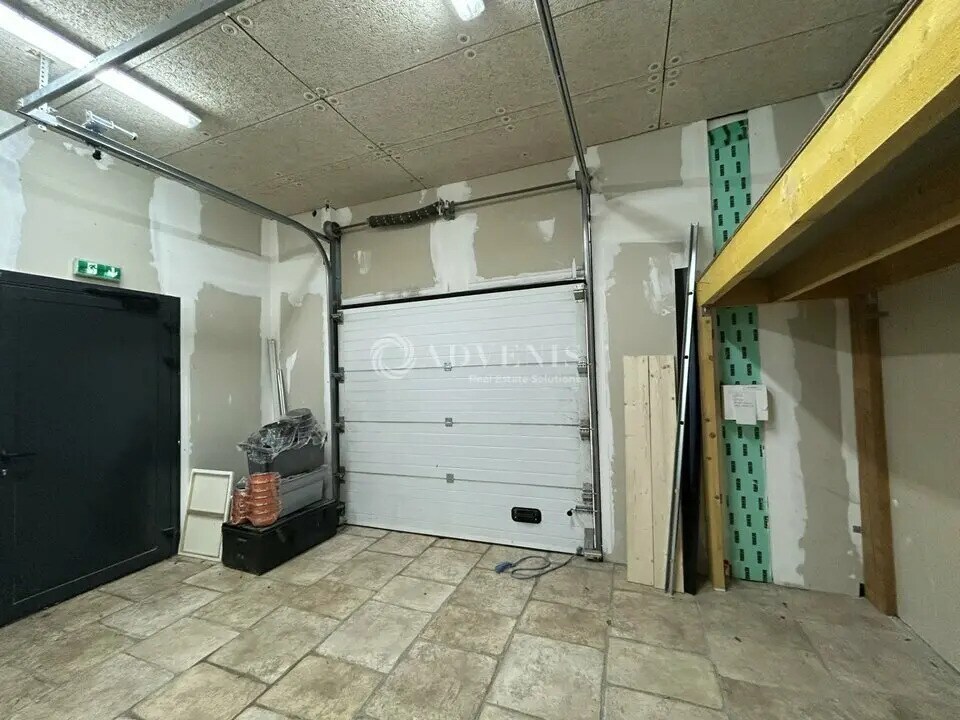 Location Local d'activités 30 m² - Photo 1