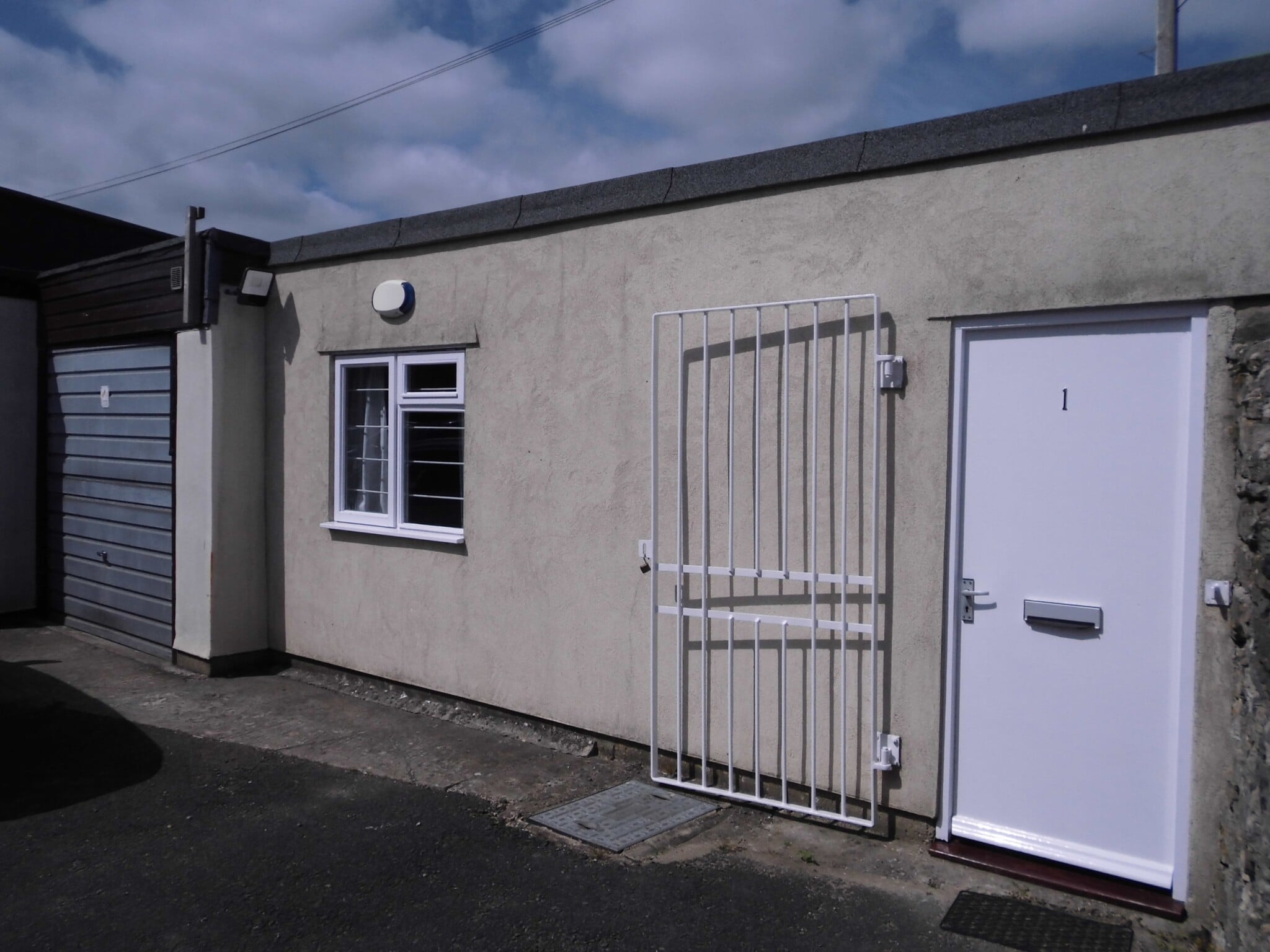 Bell Lane Yard Ln, Poulton to rent Primary Photo- Image 1 of 3