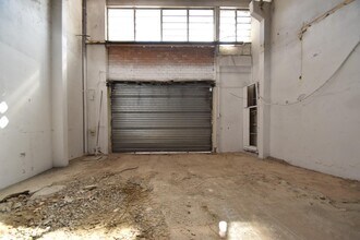 Retail in Vilanova i la Geltrú, Barcelona to rent Interior Photo- Image 1 of 15