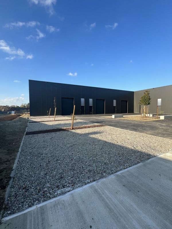Industrial in Deyme for sale Building Photo- Image 1 of 5