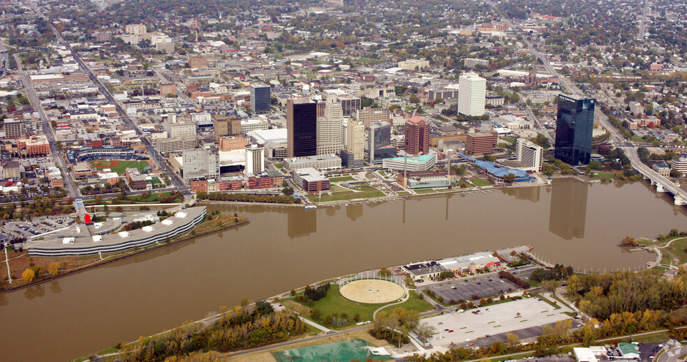 617-621 Adams St, Toledo, OH for rent - Aerial - Image 2 of 6