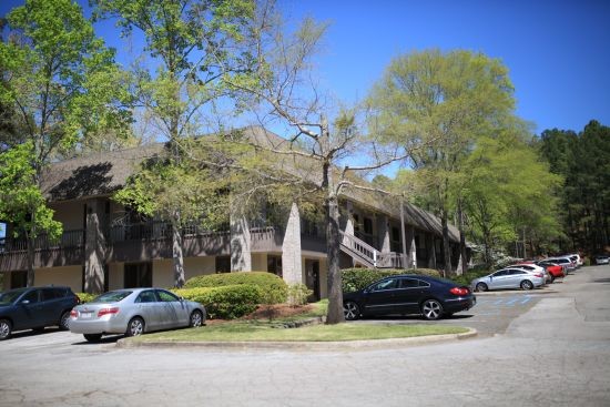 2 Riverchase Office Plz, Birmingham, AL for rent - Building Photo - Image 1 of 5