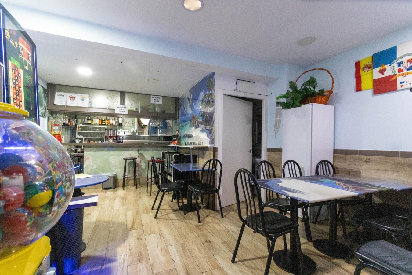 Madrid, MAD 28019 - Unit IZ -  - Interior Photo - Image 2 of 11