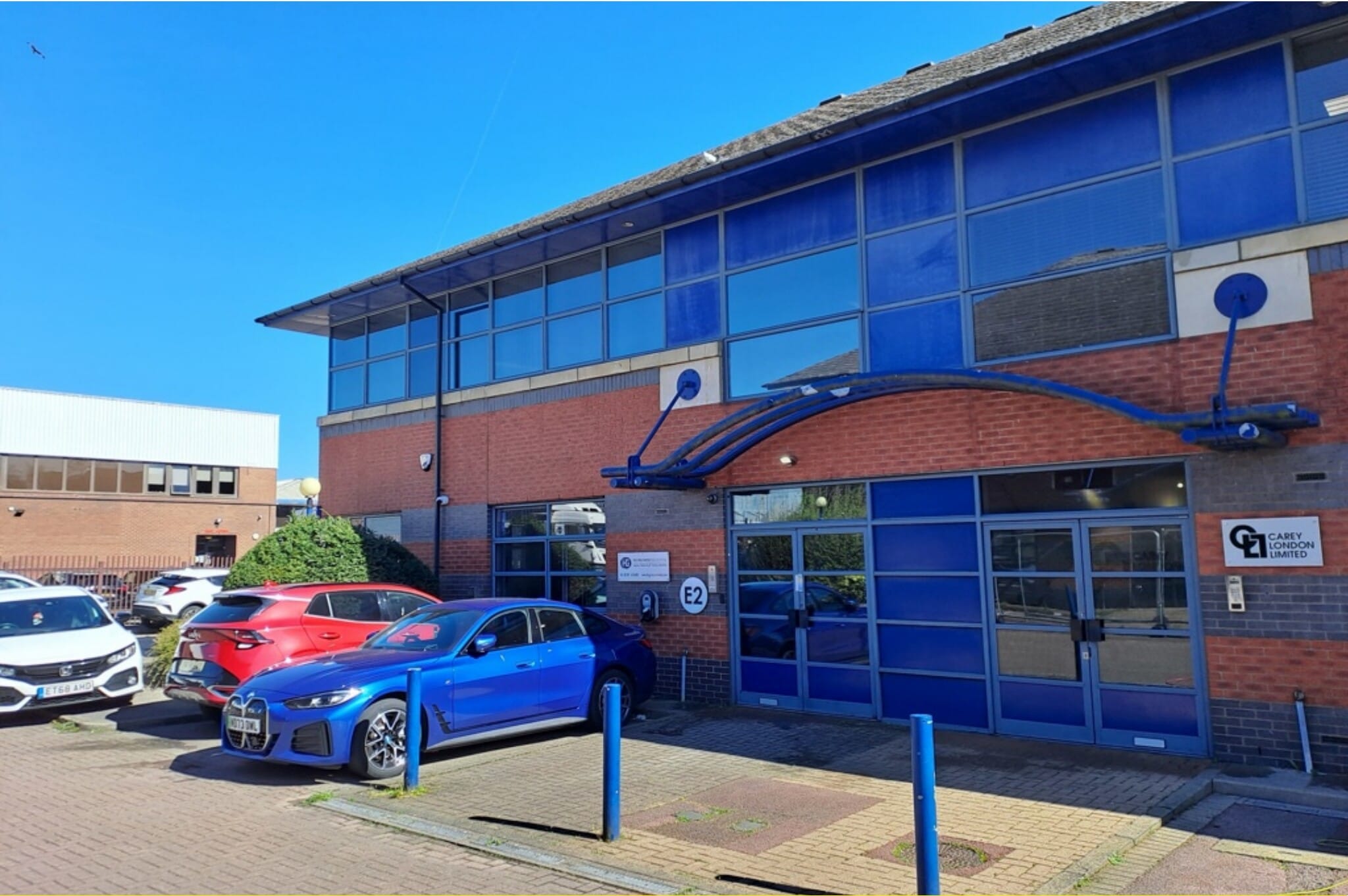 Hatfield Rd, St Albans to rent Building Photo- Image 1 of 3