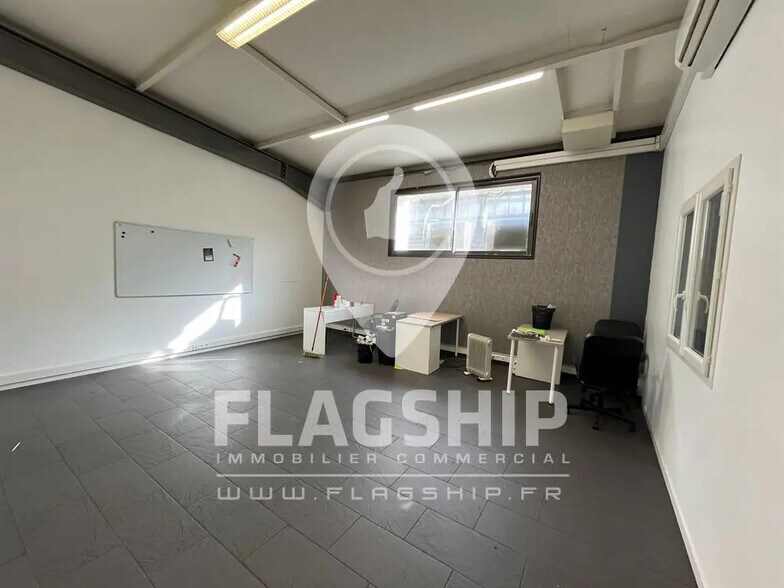 Office in Pantin to rent - Interior Photo - Image 3 of 8