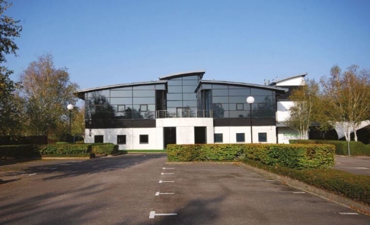 Imperial Way, Newport for sale - Primary Photo - Image 1 of 1