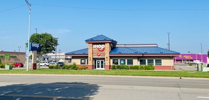 3505 N Rock Rd, Wichita, KS for rent Building Photo- Image 1 of 9