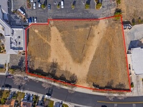 23575 Sunnymead Ranch Pky, Moreno Valley, CA to rent Building Photo- Image 2 of 7