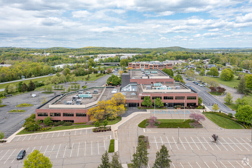 85 Crystal Run Rd, Middletown, NY for rent - Aerial - Image 2 of 27