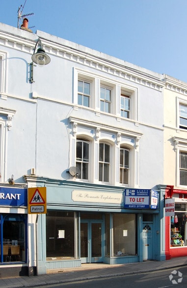 8 & 10 Molesworth Street portfolio of 2 properties for sale on LoopNet.co.uk - Building Photo - Image 2 of 10