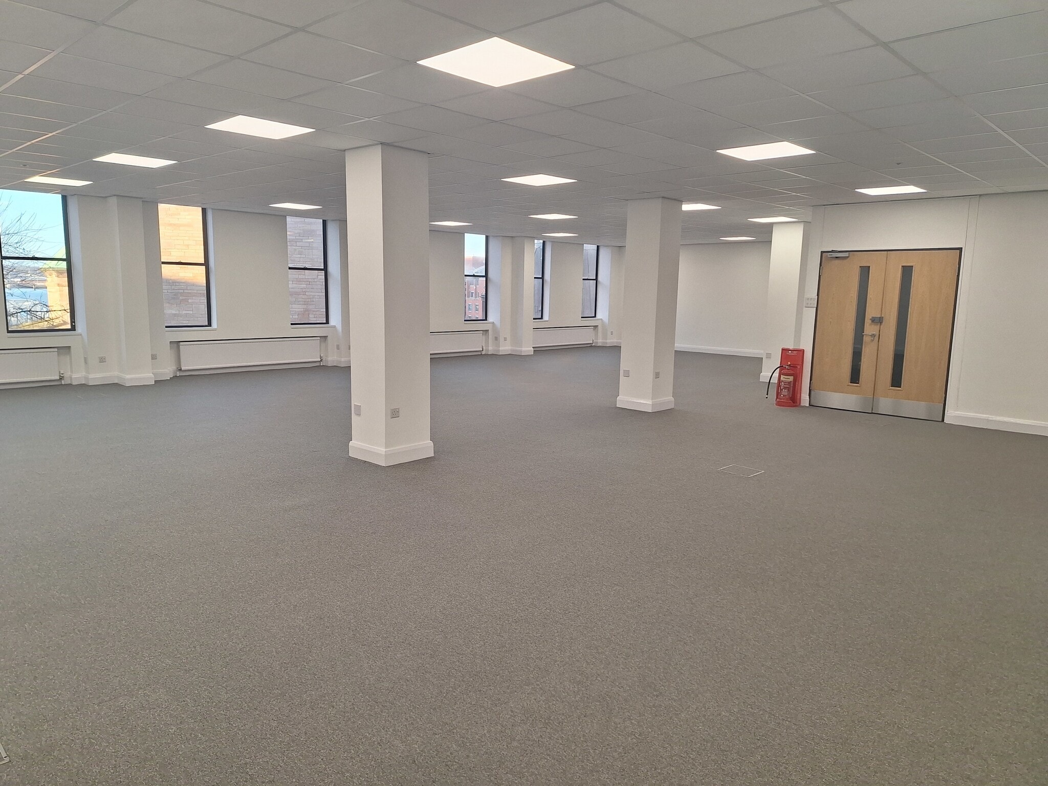 Old Church Yard, Liverpool to rent Building Photo- Image 1 of 27