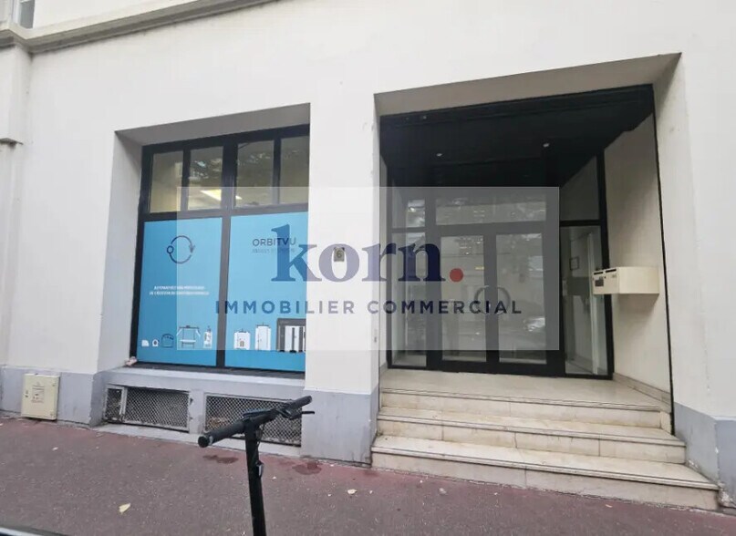 Office in Levallois-Perret to rent - Building Photo - Image 1 of 10