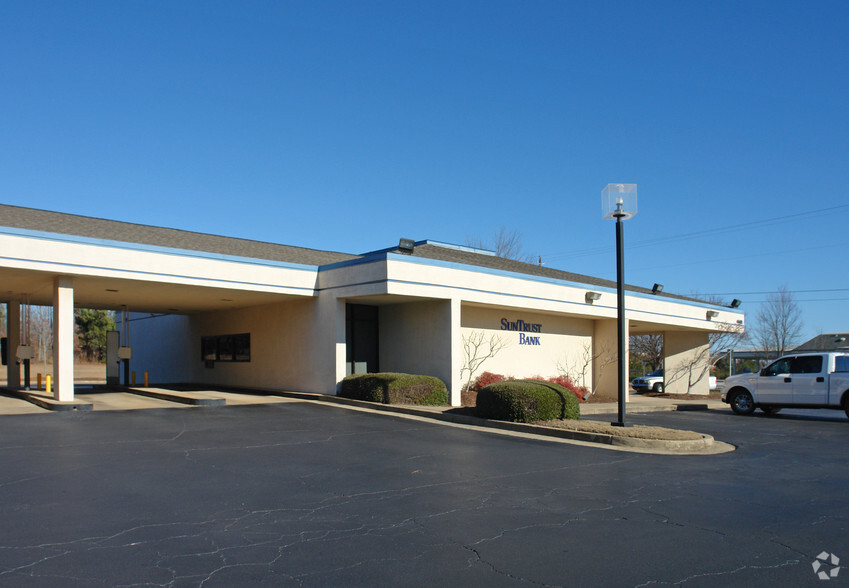 4601 Peachtree Industrial Blvd, Berkeley Lake, GA for rent - Building Photo - Image 1 of 10