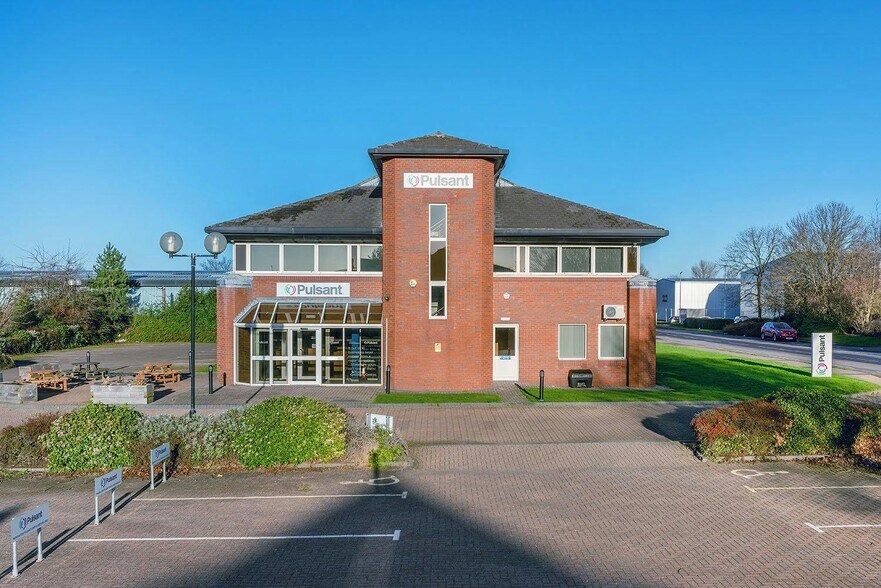 Queensway S, Gateshead for sale - Building Photo - Image 2 of 12