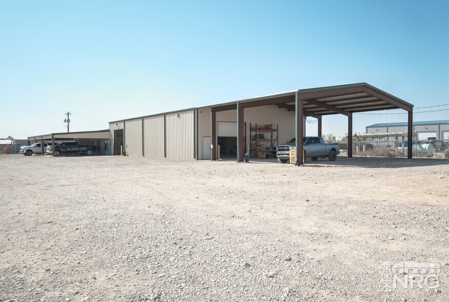 5215 Petroleum Dr, Carlsbad, NM for sale - Building Photo - Image 3 of 12