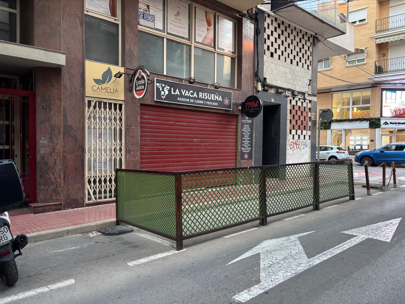 Retail in Santa Pola, Alicante to rent Building Photo- Image 1 of 10