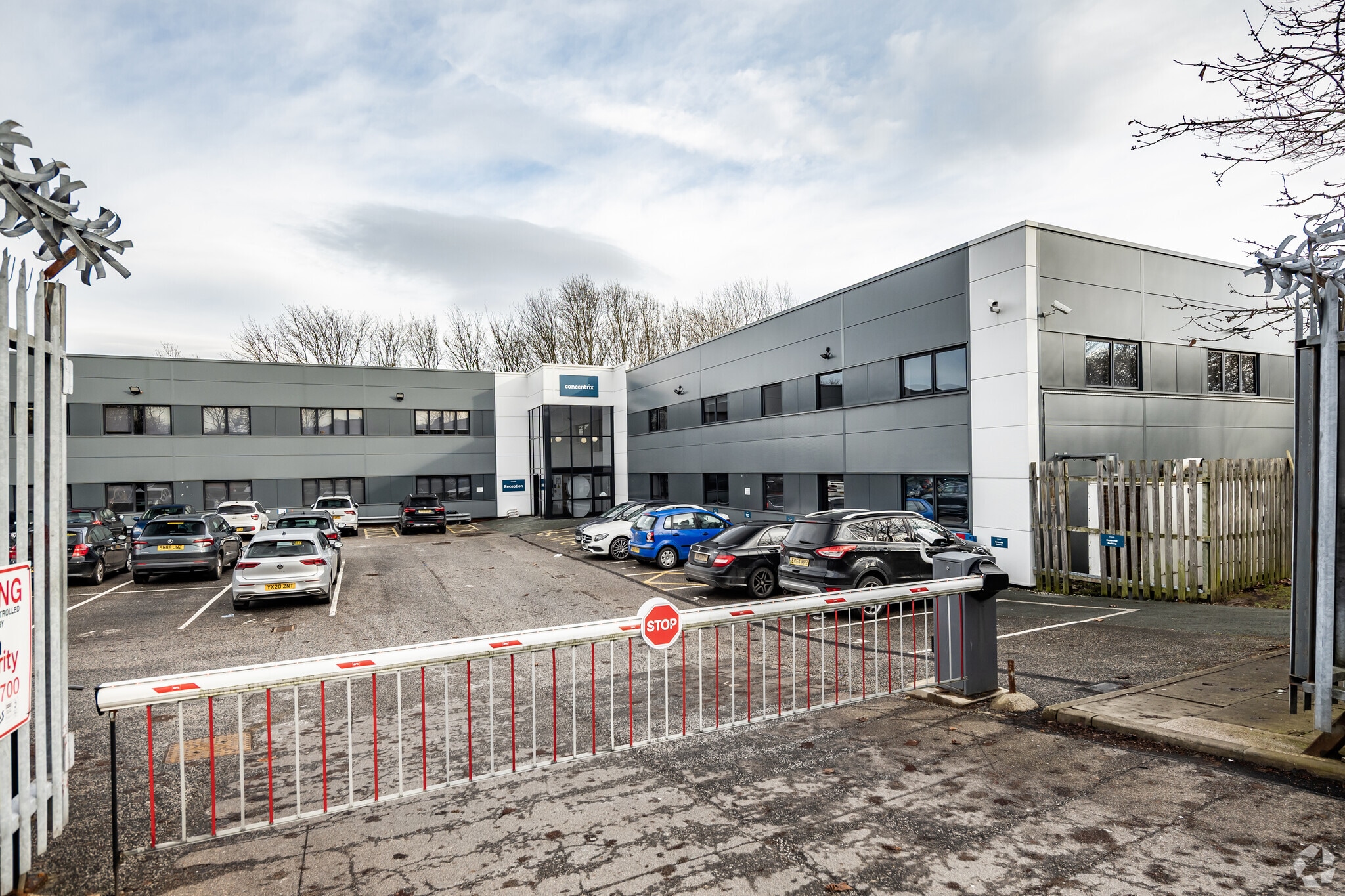 5 Horsfield Way, Stockport for sale Primary Photo- Image 1 of 1