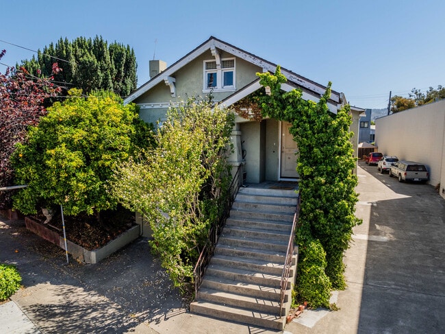 More details for 5476 Vicente Way, Oakland, CA - Build-to-Rent for Sale