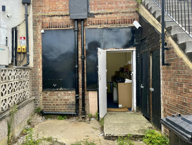 28 Station Ln, Hornchurch for sale - Other - Image 2 of 7