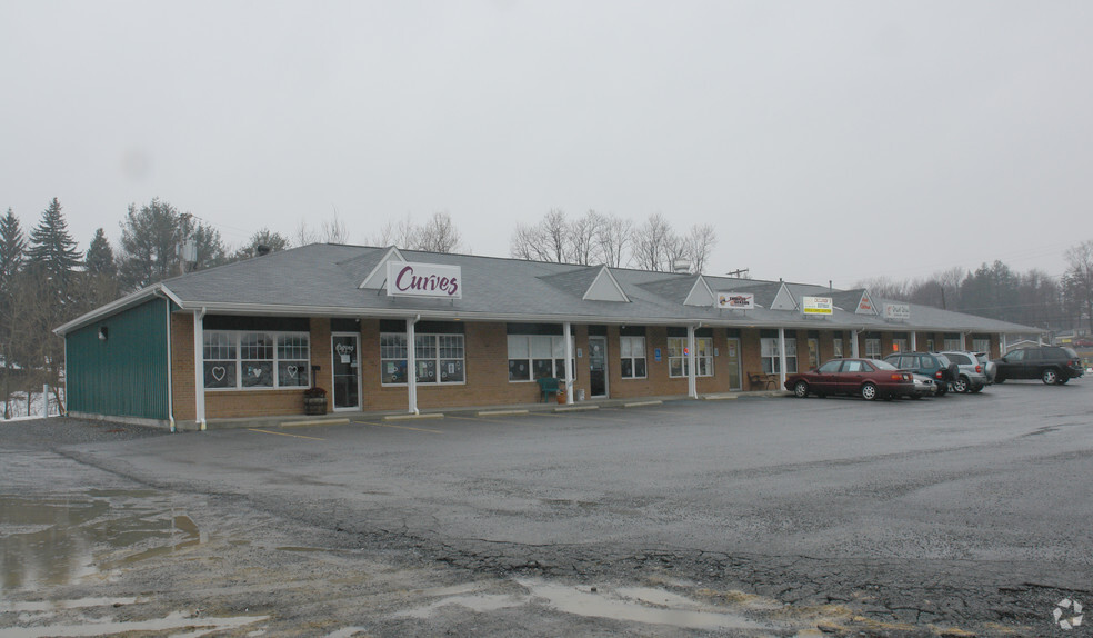 7447 Admiral Peary Hwy, Cresson, PA for sale - Primary Photo - Image 1 of 2