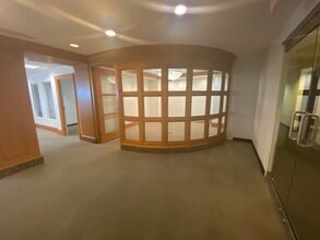 1100 H St NW, Washington, DC to rent Interior Photo- Image 1 of 11