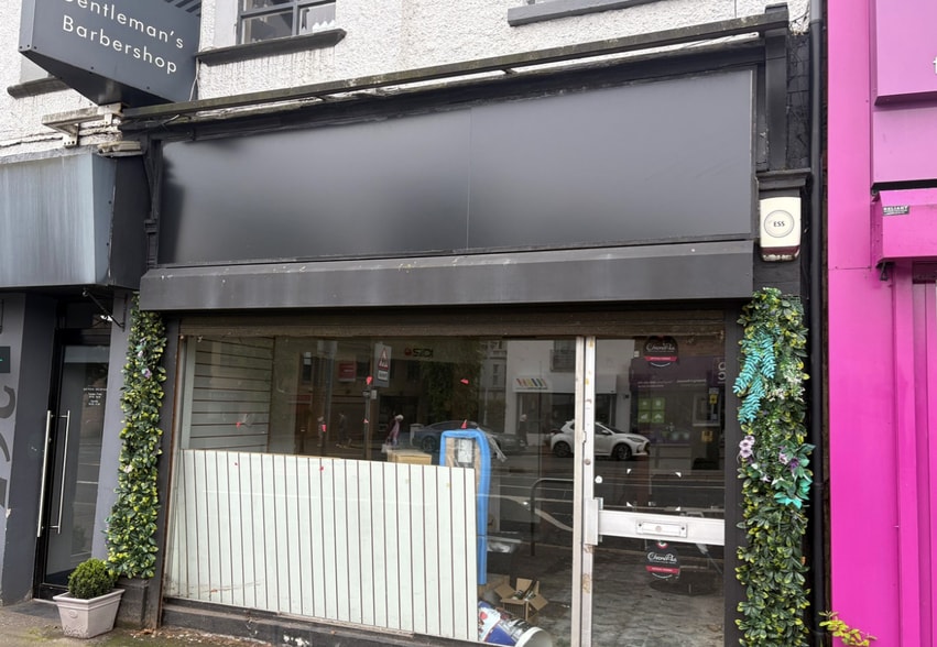 263-265 Upper Newtownards Rd, Belfast to rent - Building Photo - Image 1 of 3